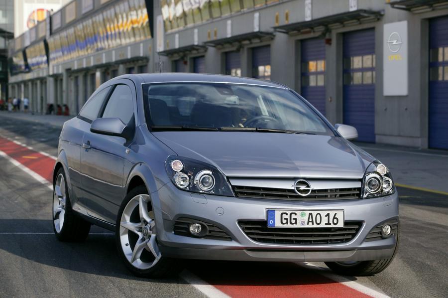  Opel Astra GTC 2005 года  (фото 139 из 212)